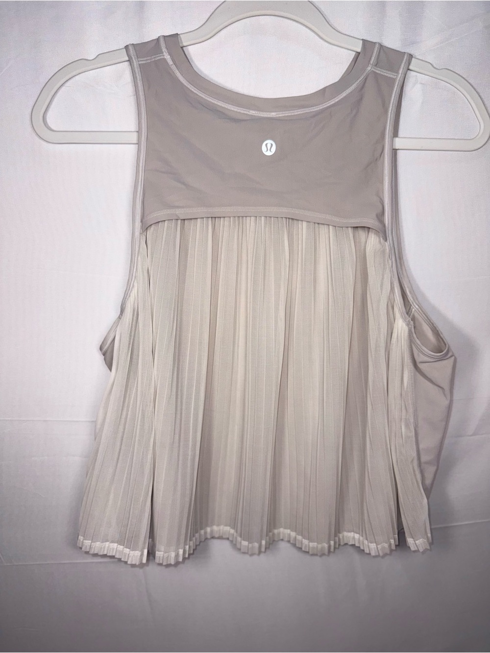 Lululemon Rare Women Grey Women's Active Tank Top With Ruffle Back Design Size 6